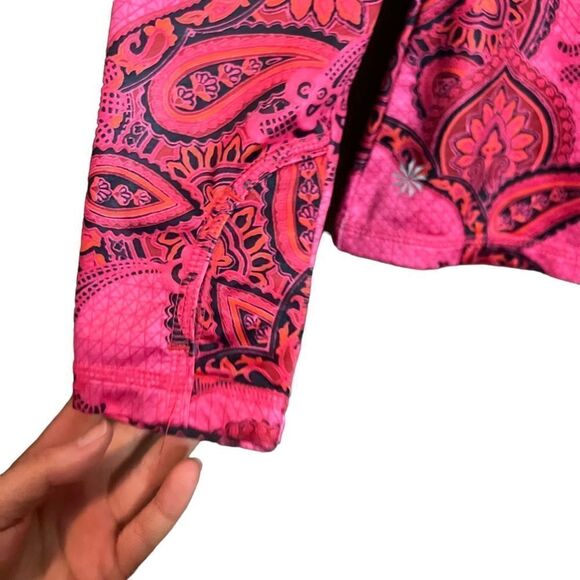 Athleta paisley print long sleeve work out shirt - Picture 9 of 9